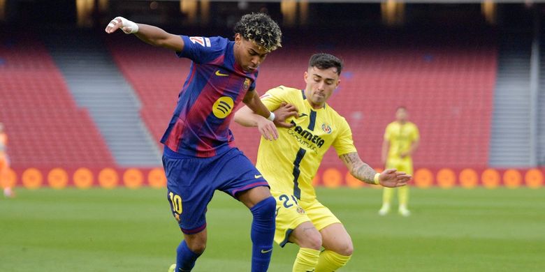 Lamine Yamal, LaLiga, Lamine Yamal: Perjuangan Musim Awal dan Hat-Trick Pertama