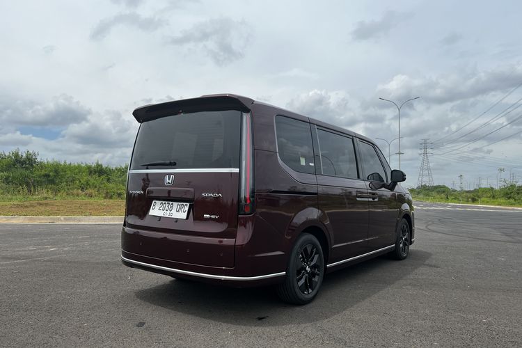 Honda Step WGN e:HEV, Berapa Pajak Honda Step WGN e:HEV? Simak Rinciannya