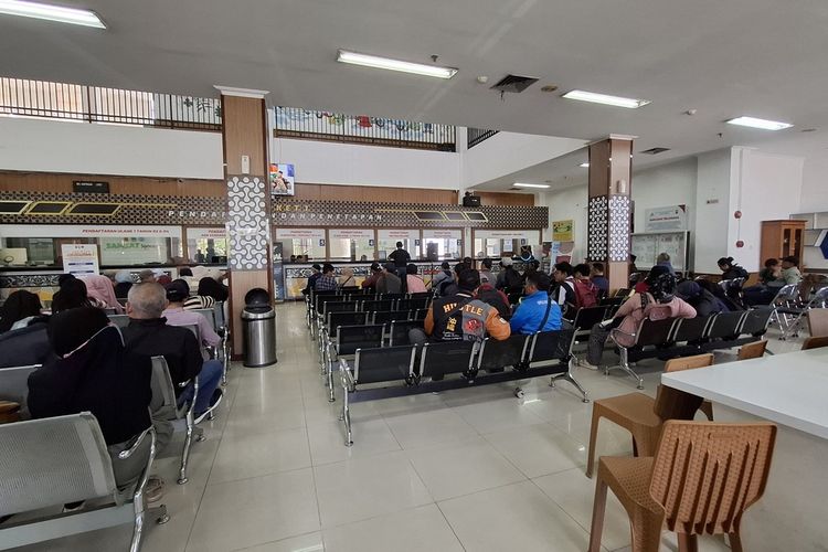 Pemutihan pajak kendaraan bermotor, pemutihan pajak jawa barat, pemutihan pajak 2025, syarat pemutihan pajak kendaraan, pemutihan pajak kendaraan bermotor jawa barat, syarat pemutihan pajak kendaraan jawa barat 2025, Bapenda Jabar: Program Pemutihan Pajak Segera Berakhir, Segera Urus