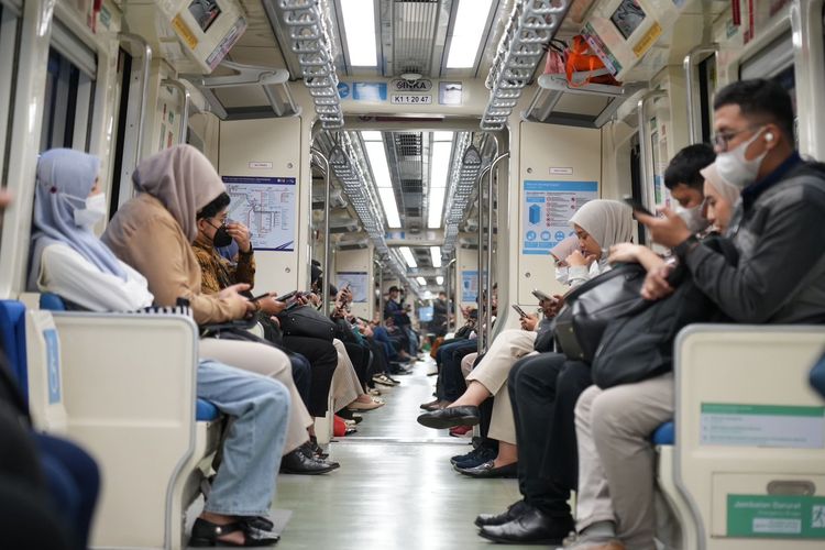 aturan buka puasa di KRL, Aturan buka puasa di MRT, Aturan Buka Puasa di KRL, MRT, LRT Jabodebek, dan Transjakarta, Aturan buka puasa di KRL, Aturan buka puasa di MRT, Aturan buka puasa di LRT Jabodebek, Aturan buka puasa di Transjakarta