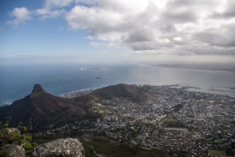 kota terindah di dunia, 10 Kota Terindah Dunia dengan Sejarah dan Arsitektur Ikonis, 1. Paris, Prancis, 2. Venesia, Italia, 3. Kyoto, Jepang, 4. Praha, Republik Ceko, 5. Cape Town, Afrika Selatan, 6. Rio de Janeiro, Brasil, 8. Dubrovnik, Kroasia, 9. Barcelona, Spanyol