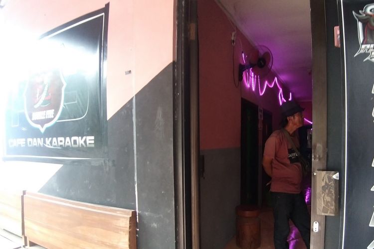 royalti, karaoke, Royalti musik, bandungan, royalti lagu, Royalti Karaoke Naik Jadi Rp 15 Juta per Room, Pengusaha Menjerit, Kenaikan Tajam: dari Rp 3 Juta Jadi Rp 15 Juta per Room, Total Tunggakan Rp 960 Juta, Baru Dibayar Rp 388 Juta, Pertanyakan Selektivitas Penindakan, Kekhawatiran Menular ke Sektor Lain