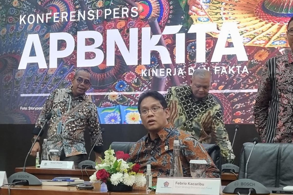APBN, anggaran MBG, Menkeu Purbaya, BGN Kembalikan Rp 70 Triliun Dana MBG ke Pemerintah, Menkeu Purbaya: Uangnya Belum Ada