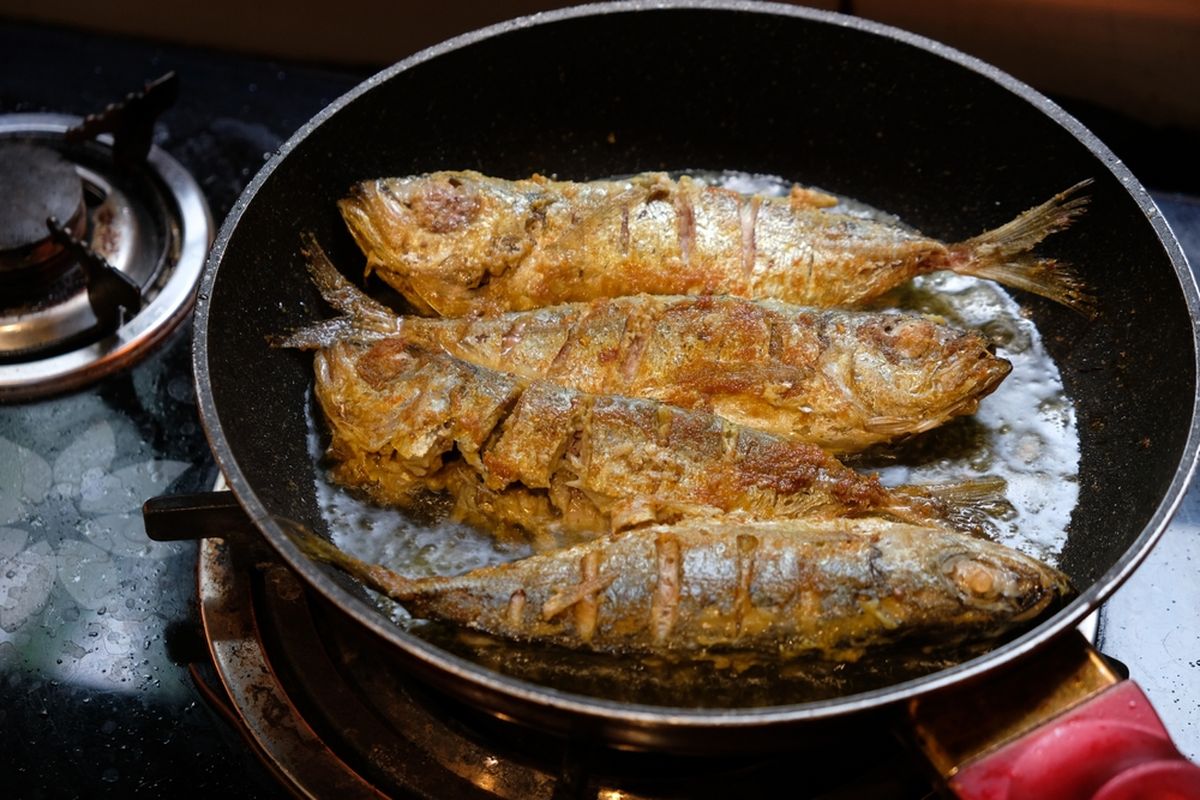 ikan kembung, cara masak ikan kembung, Cara Masak Ikan Kembung agar Tidak Amis, Pakai Bumbu Rempah Sederhana Ini