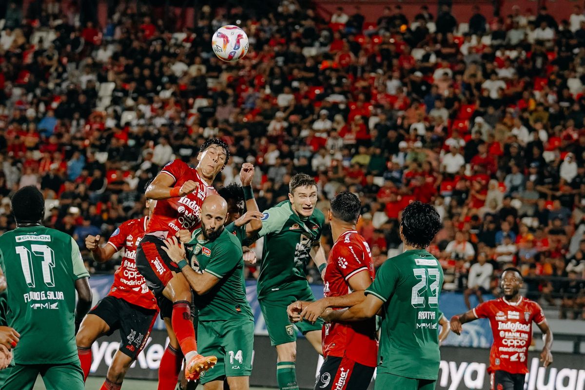 Liga 1 2024-2025, Persebaya, Bali United, Uston Nawawi, Persebaya vs Bali United, Stefano Cugurra, Jadwal Liga 1, Persebaya Vs Bali United, Persebaya Surabaya Vs Bali United, Persebaya Vs Bali United: Reuni Uston-Teco, Bajul Ijo Bidik Runner Up