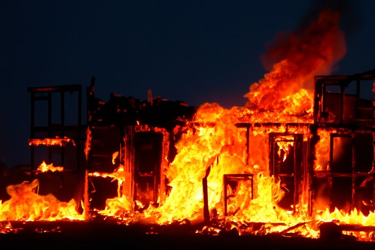 Bandara Melbourne, bandara melbourne, Bandara Melbourne Kebakaran, Terminal Qantas di Bandara Melbourne Terbakar, Penerbangan Kacau