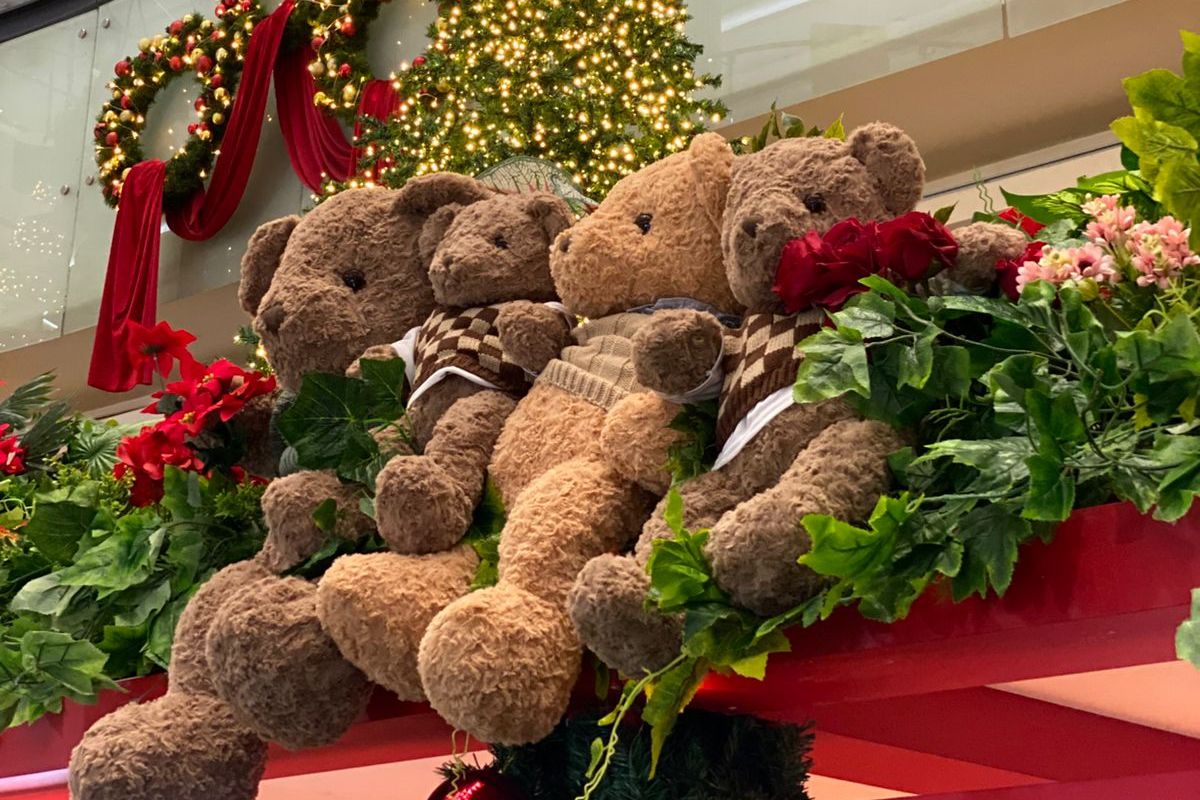 Lippo Mall Puri, Meriahkan Natal, 100 Boneka Teddy Bear Hadir di Toyland Wonderland Jakarta Barat