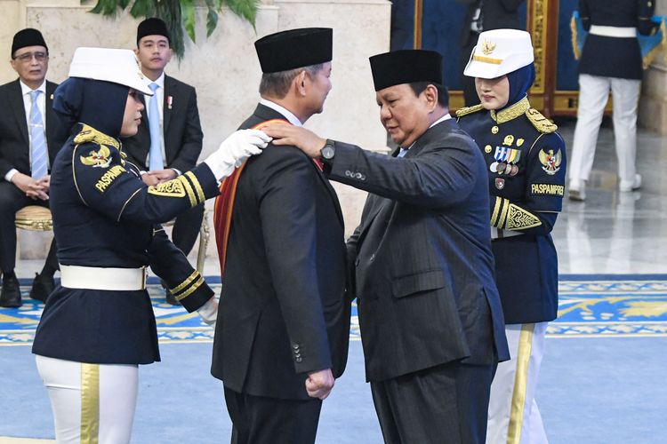 Prabowo, tanda jasa, tanda kehormatan, Bintang Mahaputera, Presiden Prabowo, Presiden Anugerahkan Tanda Kehormatan kepada 141 Tokoh, Hampir Dua Kali Lipat dari Tahun Lalu