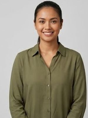 warna baju yang cocok untuk kulit sawo matang, 18 Warna Baju yang Cocok untuk Kulit Sawo Matang, Bikin Lebih Cerah, Warna Baju yang Cocok untuk Kulit Sawo Matang, Warna Netral yang Cocok untuk Kulit Sawo Matang, Warna Gelap yang Bikin Kulit Lebih Glowing, Warna Cerah yang Cocok untuk Kulit Sawo Matang, Warna Earth Tone yang Paling Aman, Warna Tambahan yang Bikin Penampilan Makin Standout, Warna yang Sebaiknya Dihindari, Tips Memilih Warna Baju untuk Kulit Sawo Matang, Kesimpulan