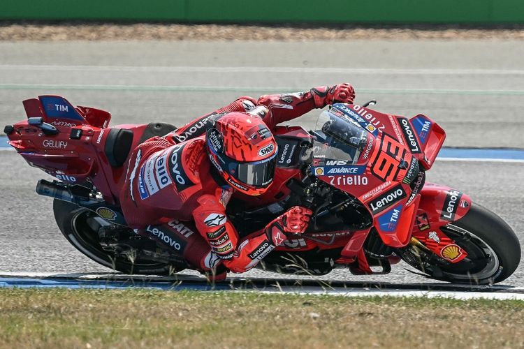 MotoGP, Marc Marquez, Francesco Bagnaia, MotoGP 2025, Marquez Sempat Berpikir Kalah di Sprint Race MotoGP Amerika