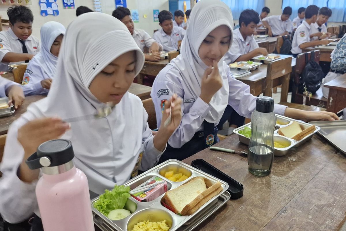 guru honorer, makan bergizi gratis, insentif guru penanggung jawab Makan Bergizi Gratis, Guru Penanggung Jawab MBG, Guru Penanggung Jawab MBG di Blora Diprioritaskan dari Honorer, Dapat Insentif Rp 100 Ribu Per Hari