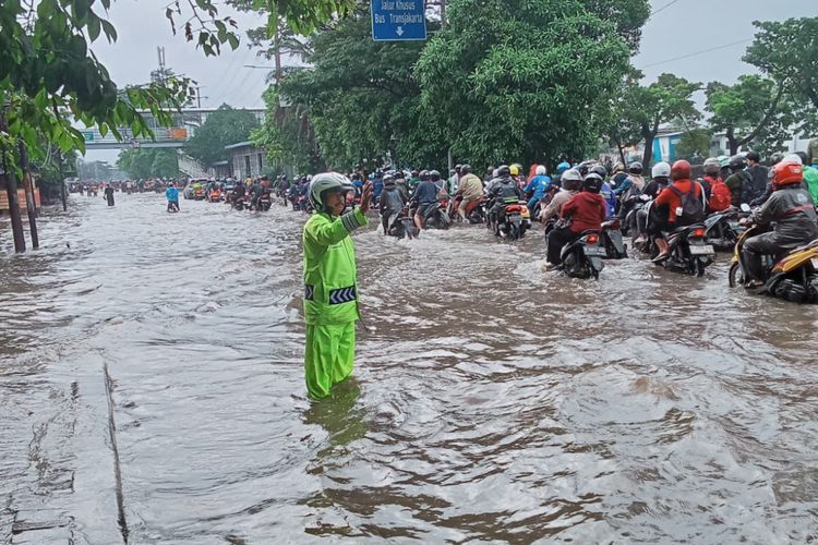 motor bekas, motor bekas banjir, Ciri Motor Bekas Pernah Terendam yang Sering Luput Dicek Pembeli
