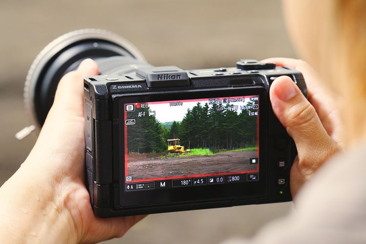 kamera, mirrorless, nikon, kamera full frame, kamera nikon, mirrorless nikon, spesifikasi nikon zr, nikon zr, Nikon ZR Resmi, Kamera Full Frame Terkecil di Seri Z Cinema