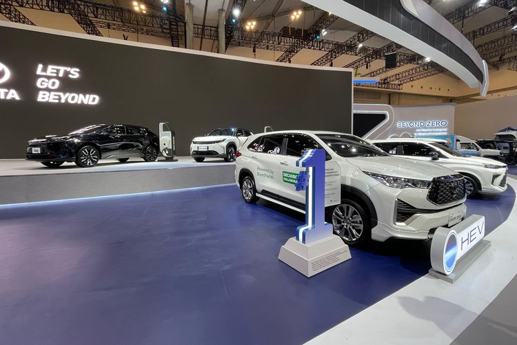 mobil listrik, BYD Atto 1, GIIAS 2025, Mitsubishi Destinator, Toyota, Veloz Hybrid, Mobil Listrik, Hyundai Stargazer Cartenz, Suzuki, eVitara, Mobil listrik, Populer Otomotif, artikel terpopuler, veloz hybrid, wrap  up, Harga BYD Atto 1 Mengejutkan, Destinator Meluncur
