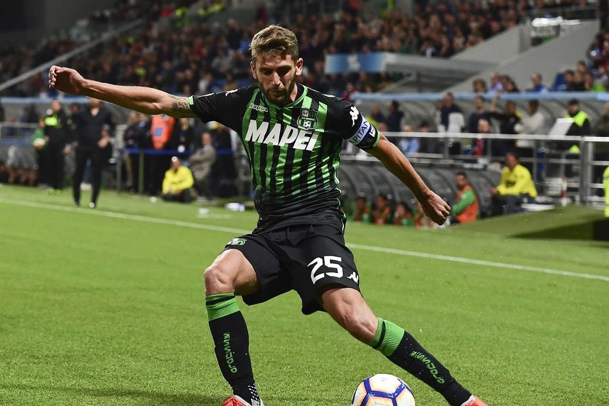 Sassuolo, AC Milan, Sassuolo vs AC Milan, Domenico Berardi, Liga Italia, Rekor Mengerikan Kapten Jay Idzes di Sassuolo Jadi Ancaman Serius AC Milan