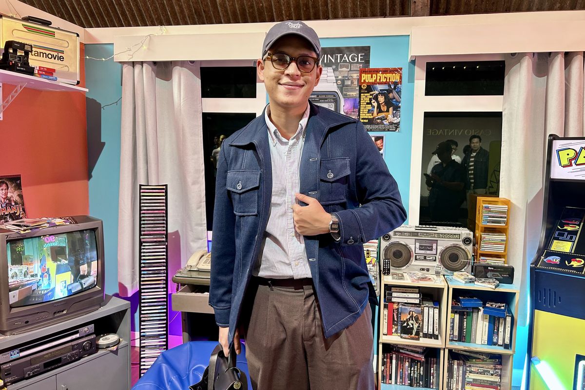 Adikara Fardy, gaya vintage, Casio Vintage, Intip Gaya Vintage Adikara Fardy Saat Hadiri Casio Vintage di Bangkok