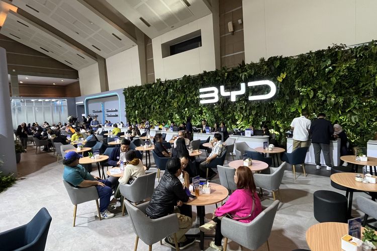 Agus Gumiwang, industri otomotif, IIMS 2026, Industri Otomotif Butuh Kolaborasi untuk Pulih