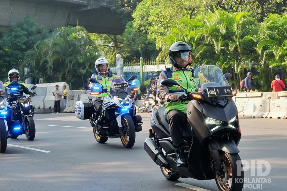 Nataru, Operasi Zebra, balap liar, pengamanan, Operasi Nataru 2025, operasi Zebra, rekayasa tol, Korlantas Polri: Operasi Zebra Jadi Tahap Awal Pengamanan Nataru 2025