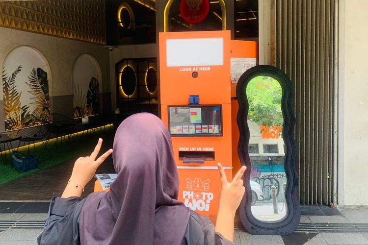 Tren Photobooth Newspaper di Surabaya, dari Tunjungan untuk Kenangan