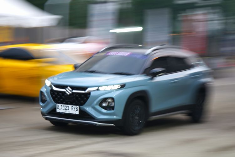 harga, hybrid, teknologi, LSUV, Kompetisi, Rocky Hybrid, Fronx, Tiggo Cross CSH, Fronx, Rocky, Tiggo Cross: Kompetisi Harga dan Teknologi LSUV Hybrid