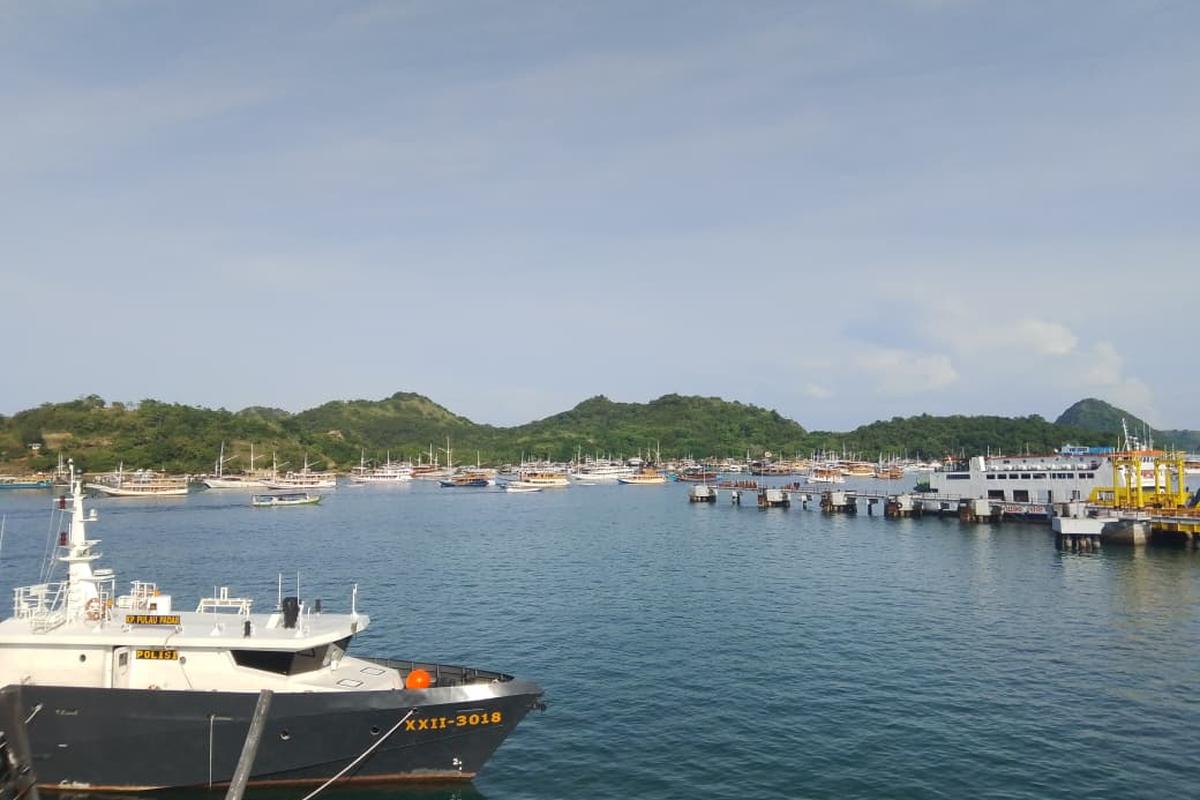 Labuan Bajo, Gara-gara Puntung Rokok, 4 Kapal Wisata di Labuan Bajo Terbakar