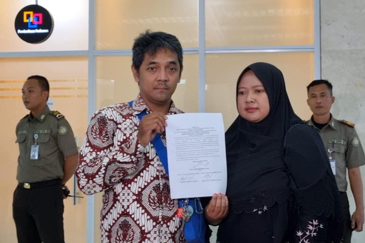 Hukum Pidana, Yogyakarta, Kasus Hogi Minaya, Pembelaan Diri atau Kejahatan?, Pandangan ahli hukum pidana, Pembelaan terpaksa, Pendapat berbeda, Alasan penetapan tersangka Hogi, Mencederai rasa keadilan