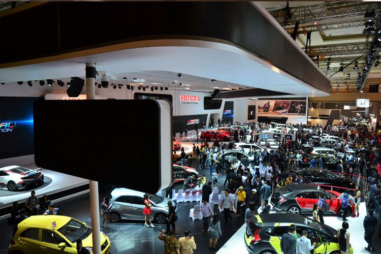 Gaikindo, otomotif, penjualan mobil, Gaikindo Targetkan Penjualan Mobil 850.000 Unit pada 2026