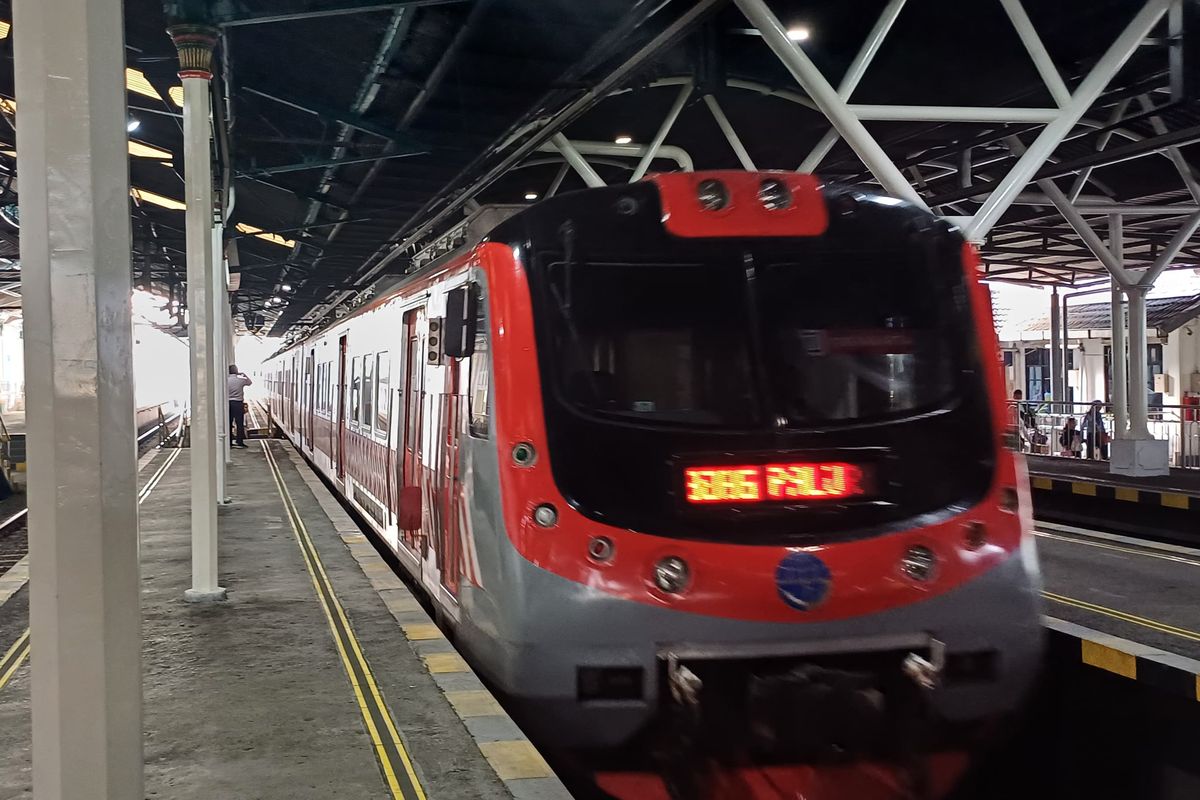 KRL Solo-Jogja, KRL Jogja-Solo, jadwal KRL Jogja-Solo, jadwal KRL Solo-Jogja, krl solo-jogja hari ini, Cek Lagi Jadwal KRL Jogja-Solo dan KRL Solo-Jogja di Momen Cuti Bersama 18 Agustus 2025 Lengkap di 13 Stasiun, Stasiun Yogyakarta (YK), Stasiun Lempuyangan (LPN), Stasiun Maguwo (MGW), Stasiun Brambanan (BBN), Stasiun Srowot (SWT), Stasiun Klaten (KT), Stasiun Ceper (CE), Stasiun Delanggu (DL), Stasiun Gawok (GW), Stasiun Purwosari (PWS), Stasiun Solo Balapan (SLO), Stasiun Solo Jebres (SK), Stasiun Palur (PL)