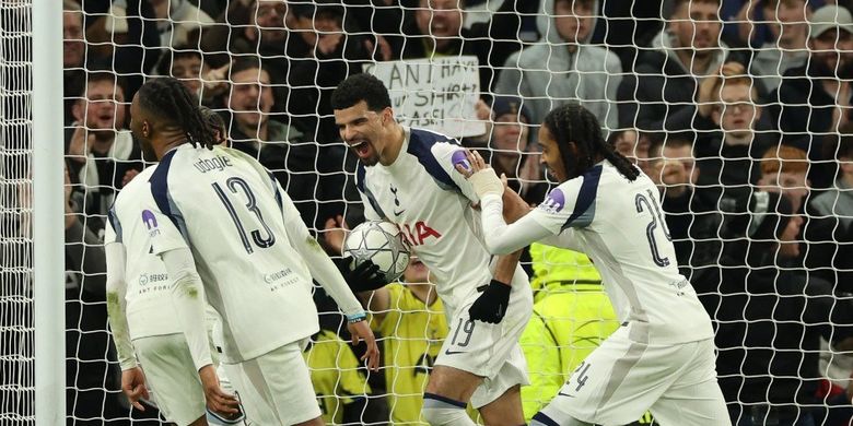 Thomas Frank, Newcastle United, Tottenham Hotspur, Liga Inggris, Aston Villa, Tottenham, Thomas Frank Dipecat Tottenham Hotspur Usai Rentetan Hasil Buruk