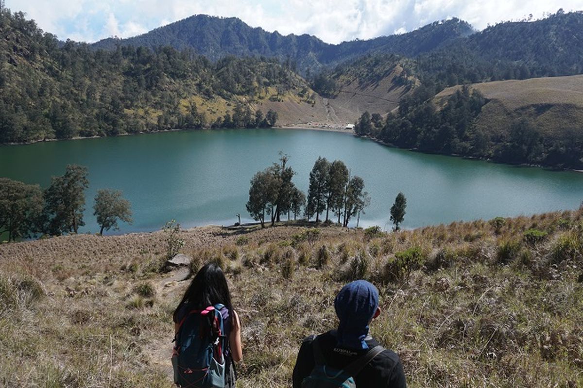 Gunung Semeru, pendakian Gunung Semeru, Pendakian Gunung Semeru, Syarat mendaki Gunung Semeru, gunung semeru, pendakian gunung semeru, harga tiket pendakian gunung semeru, syarat pendakian gunung seme, Syarat dan Harga Tiket Pendakian Gunung Semeru 2025