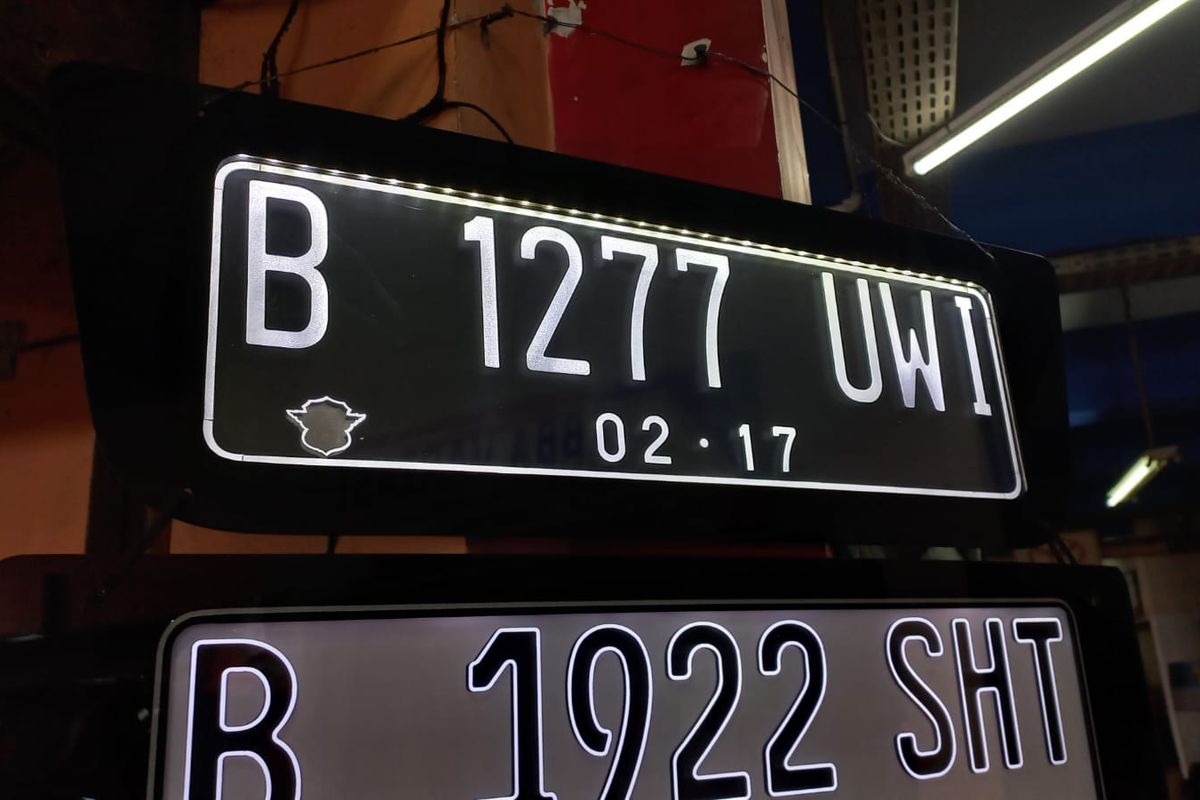 Pajak Kendaraan Bermotor, plat nomor cantik, pelat nomor cantik, pajak tahunan mobil, Benarkah Biaya Pajak Pelat Nomor Cantik Lebih Mahal?