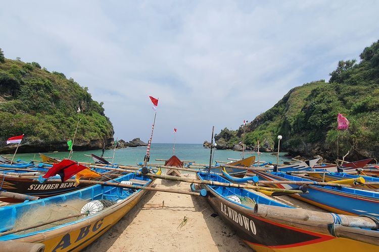 Pantai Ngrenehan, video viral, Pantai Ngrenehan Gunungkidul, Viral Video Wisatawan Diminta Bayar 2 Kali di Pantai Ngrenehan, Dispar Turun Tangan