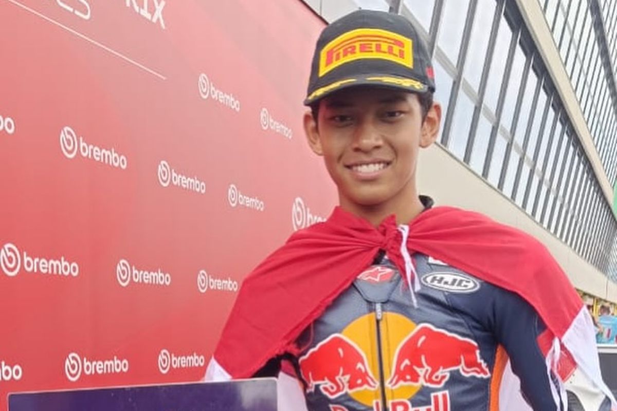 Moto2, Moto3, Honda Team Asia, Veda Ega Pratama, JuniorGP, red bull rookies cup 2025, Veda Ega Pratama Dikabarkan Naik ke Moto3 Musim 2026