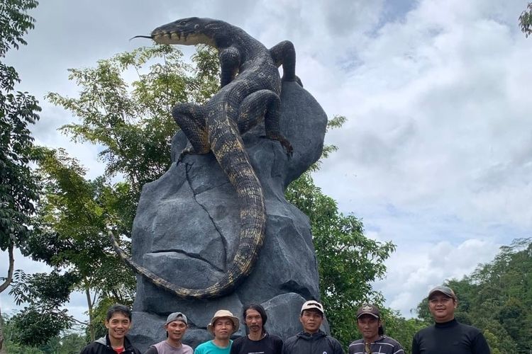 Tugu Biawak, Tugu Biawak Wonosobo, tugu biawak, tugu biawak di wonosobo, tugu biawak wonosobo, tugu biawak 50 juta, Lokasi tugu biawak Wonosobo, Lokasi dan Rute ke Tugu Biawak Wonosobo yang Viral di Media Sosial