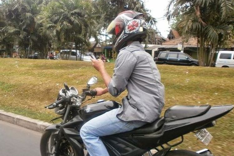 lalu lintas, Cara Menegur Pengguna Jalan yang Melanggar Aturan agar Tidak Terjadi Konflik