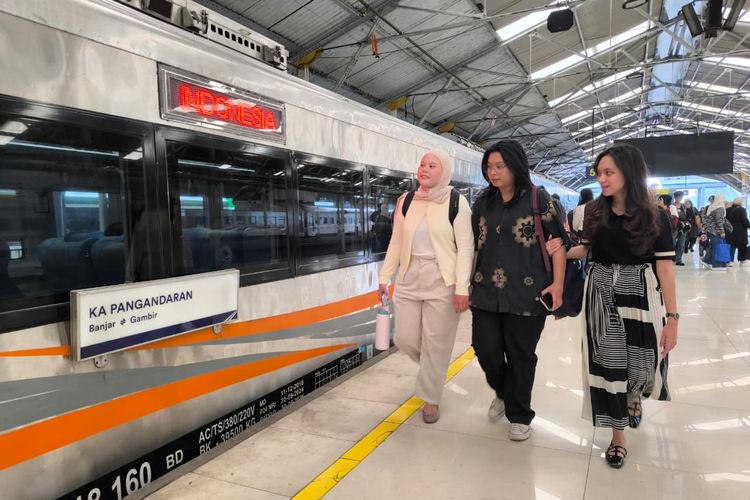 diskon tiket kereta api, diskon 30 persen tiket kereta api, diskon kereta api nataru, diskon kereta api nataru 2025, tiket kereta diskon 30 persen, Cara Dapat Diskon 30 Persen Tiket Kereta Libur Natal Tahun Baru 2025-2026