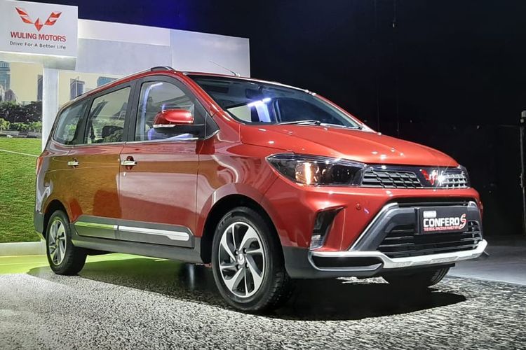 Low Multi Purpose Vehicle, LMPV, Pilihan MPV Rp 200 Jutaan, Cocok Untuk Liburan Sekolah, 2. Daihatsu Xenia: Opsi Varian Paling Fleksibel, 3. Mitsubishi Xpander: Kenyamanan Eksklusif Kelas Atas, 4. Suzuki Ertiga: Pionir Efisiensi dengan Teknologi Hybrid, 5. Hyundai Stargazer: Desain Futuristik dan Bertabur Fitur, 6. Wuling Confero S: Kabin Lapang dengan Harga Paling Ekonomis