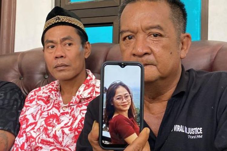 Indramayu, pembunuhan di indramayu, pembunuhan putri apriyani, putri apriyani indramayu, putri apriyani polisi, putri Apriyani dibunuh kekasihnya, Bripda Alvian, Kasat Reskrim Polres Indramayu, kasat reskrim polres indramayu 2025, kasat reskrim polres indramayu sekarang, AKP Muchammad Arwin Bachar, Bripda Alvian Maulana Sinaga, Kasat Reskrim Polres Indramayu Sujud Syukur Usai Tangkap Bripda Alvian, Pembunuh Putri Apriyani