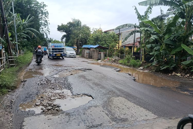 pengendara motor, Hati-Hati Jalan Berlubang, Begini Cara Mengerem yang Benar