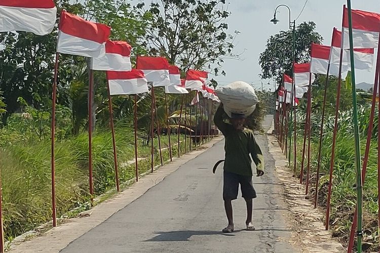 Banten, One Piece, Polda Banten, bendera One Piece, HUT ke-80 RI, bendera one piece, pengibaran bendera one piece, pengibaran bendera one piece di banten, Pengibaran Bendera One Piece dan Peringatan dari Kepolisian, Dinilai sebagai tindakan provokatif, Imbauan nasionalisme untuk masyarakat, Pandangan sosiolog terkait pengibaran bendera One Piece, Latar belakang bendera One Piece