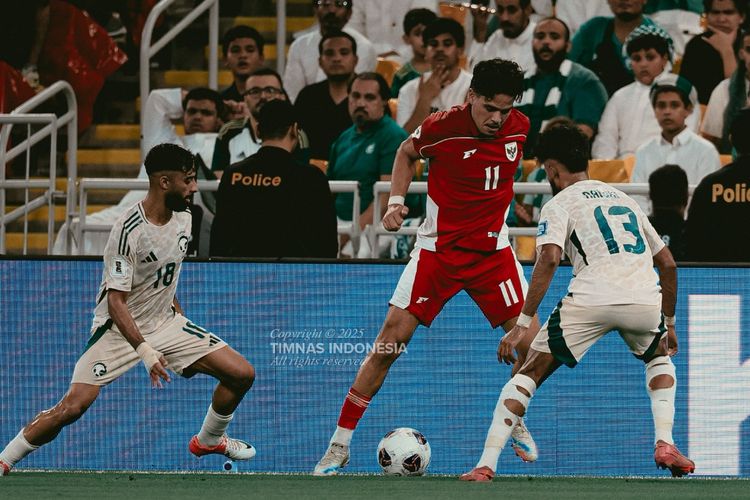Timnas Indonesia, Patrick Kluivert, Indonesia vs Arab Saudi, Kualifikasi Piala Dunia 2026 Zona Asia, Ucapan Patrick Kluivert Soal Wasit di Laga Indonesia Vs Arab Saudi