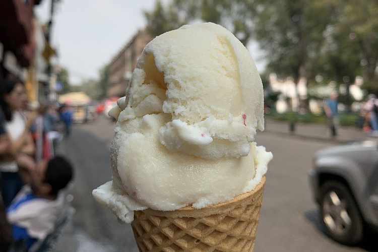 Makanan yang dihindari sebelum tidur, makanan yang bikin tidur nyenyak, makanan yang dihindari sebelum tidur, makanan yang dihindari saat malam, Bikin Tidak Nyenyak, Hindari 8 Makanan Ini Sebelum Tidur, 1. Cokelat, 2. Teh dan kopi berkafein, 3. Minuman berkarbonasi, 5. Buah-buahan asam (seperti jeruk), 6. Alkohol, 7. Makanan pedas, 8. Es krim