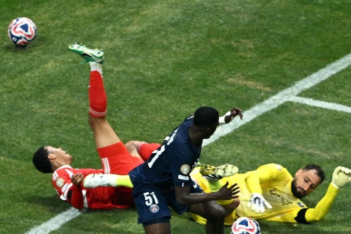 Luis Enrique, Jamal Musiala, Bayern Muenchen, Piala Dunia Klub 2025, PSG vs Bayern Muenchen, Hasil PSG vs Bayern, bayern muenchen, Piala Dunia Klub, hasil piala dunia antarklub 2025, Doa Luis Enrique untuk Jamal Musiala yang Alami Cedera Horor