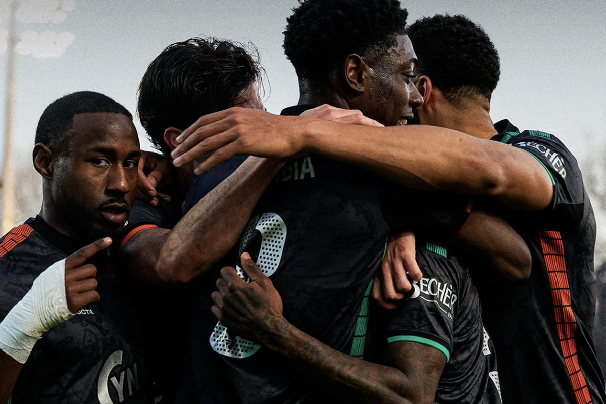 Venezia, Spezia, Serie B 2025-2026, Jay Idzes, Liga Italia, Serie A 2026-2027, Venezia Promosi ke Serie A, Jay Idzes Siap Bersua Mantan Klub