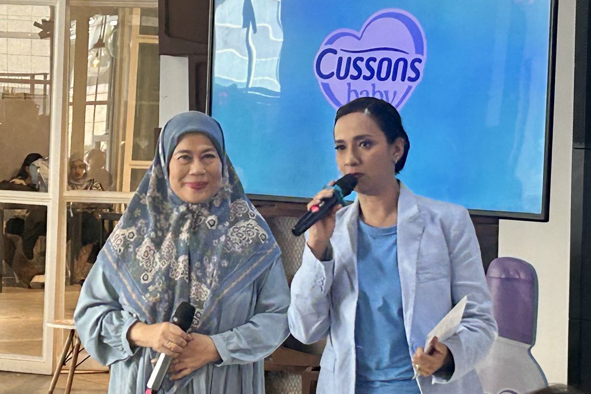 pola asuh anak, Dewi Yull, Merdianti Octavia, mertua idaman, Alasan Dewi Yull Pilih Tak Ikut Campur Parenting Anak dan Menantu