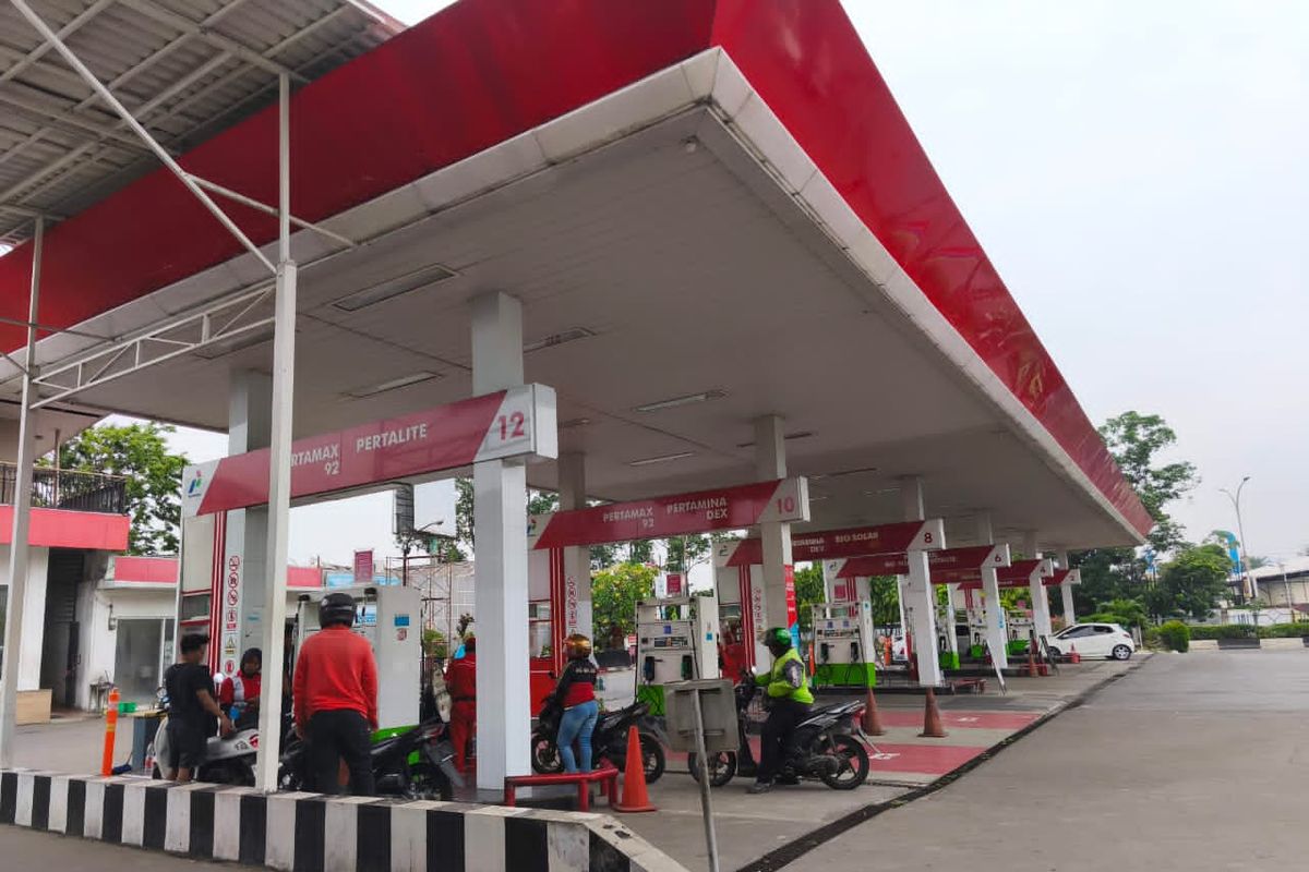harga BBM Pertamina, harga BBM, harga BBM Pertamina terbaru, Pertamax Turbo, Pertamina Dex, Dexlite, Harga BBM Pertamina di Sulsel Naik per 18 April 2026, Pertamax Turbo-Dexlite