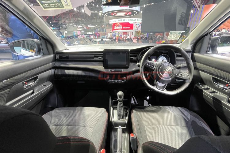Suzuki Ertiga Hybrid, Teknologi Hybrid, MPV keluarga, Toyota Veloz Hybrid, Persaingan Mobil Hybrid Keluarga: Toyota Veloz Vs Suzuki Ertiga