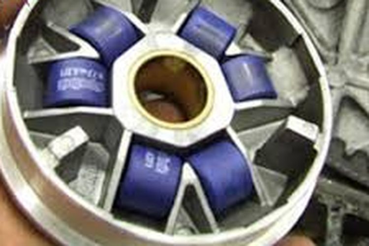 kebanjiran, Perawatan motor, kerusakan komponen, Mengatasi Kerusakan CVT Pasca-Kebanjiran: Panduan Praktis