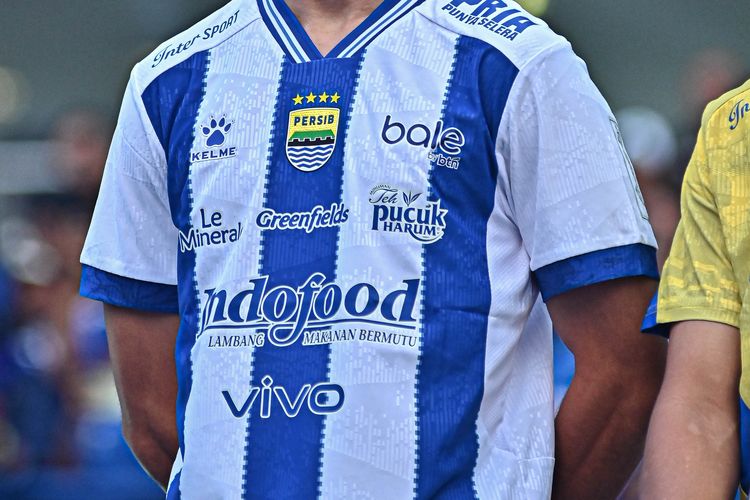 Persib Bandung, Super League 2025-2026, Adhitia Putra Herawan, Filosofi Jersey Persib, jersey Persib, Western Sydney Wanderers, Persib Bandung vs Western Sydney Wanderers, persib vs western sydney wanderers, jersey Persib 2025-2026, Launching Persib 2025, Persib Rilis Jersey Baru, Detail Desain dan Filosofi City of Champions