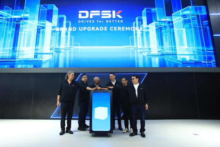 DFSK, kendaraan listrik, Drives for Better, DFSK Perkenalkan Identitas Baru di IIMS 2026